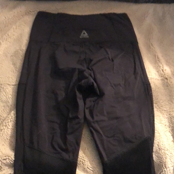 🔹4 for $30 Small Reebok Black Workout Leggings - Picture 5 of 7